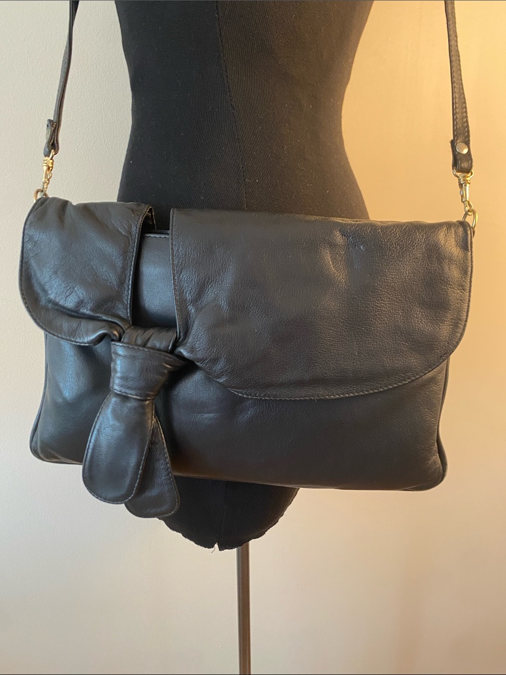 Black Leather Shoulder Bag with Knot Accent